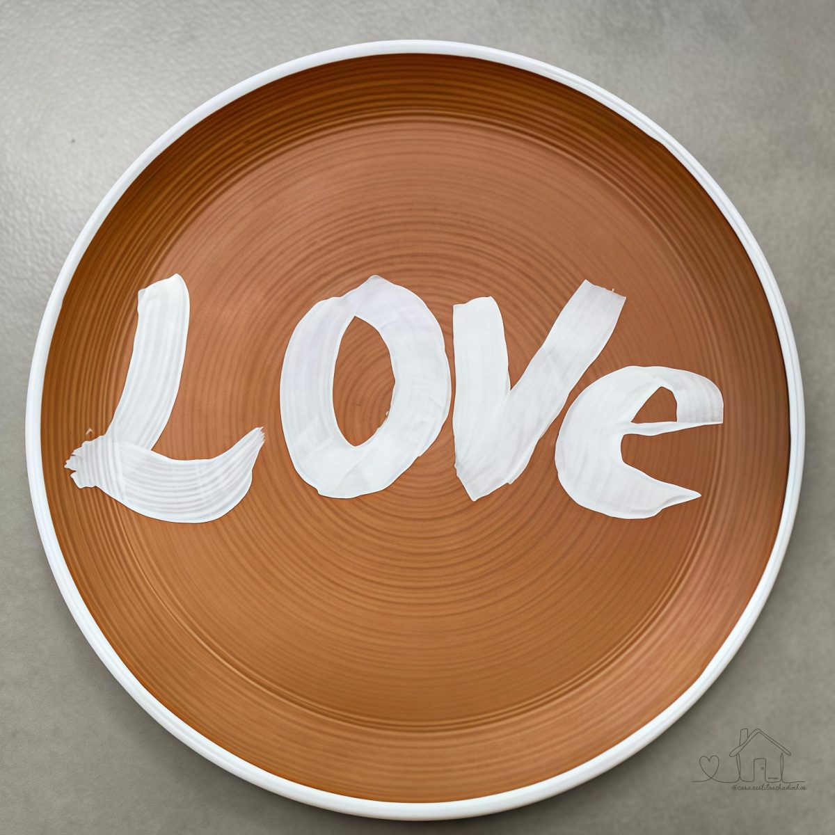 PRATO TERRACOTA DE CERÂMICA  DECORATIVO FEITO A MÃO 18CM
