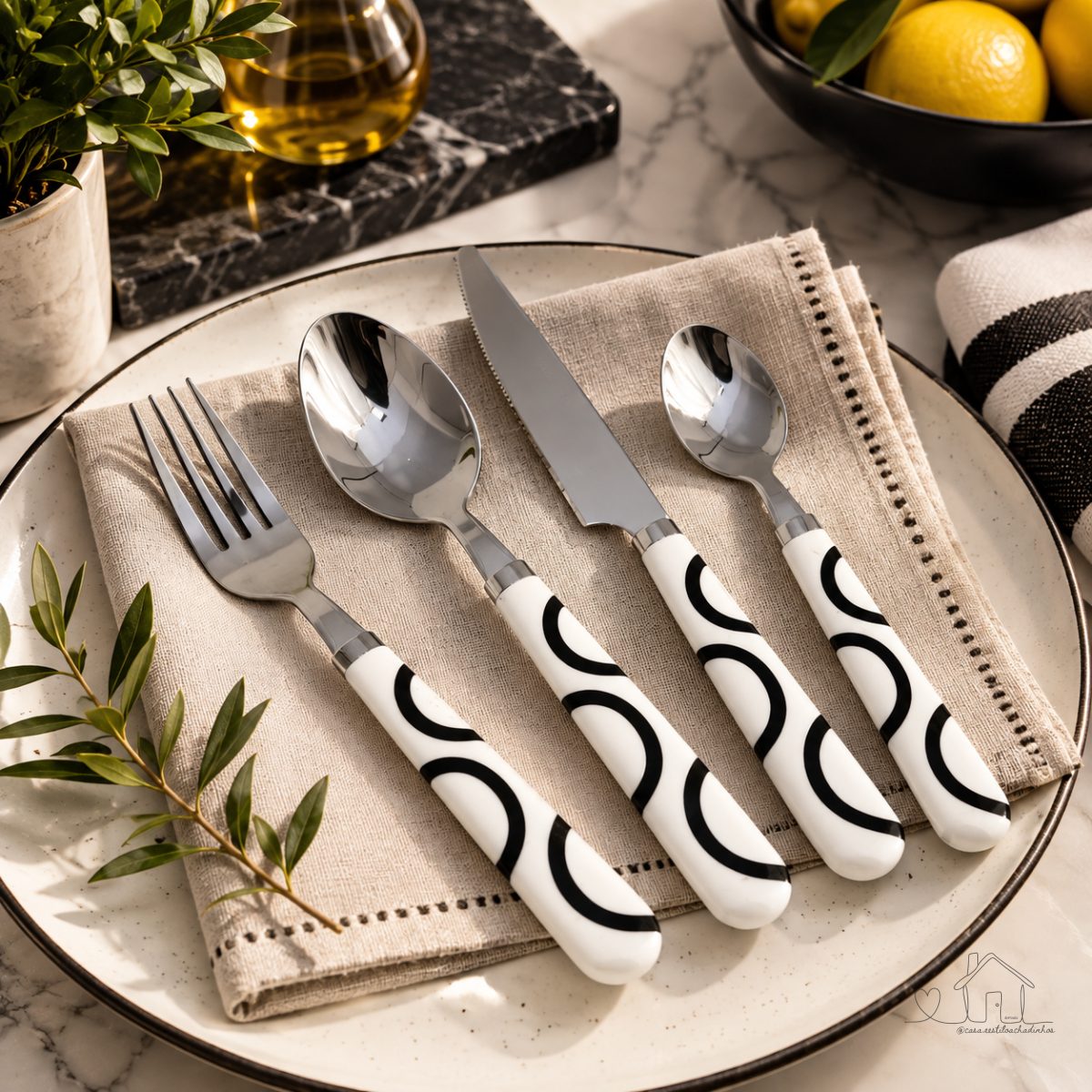 Faqueiro 24 Peças Minimalista Aço Inox Resina Branco e Preto