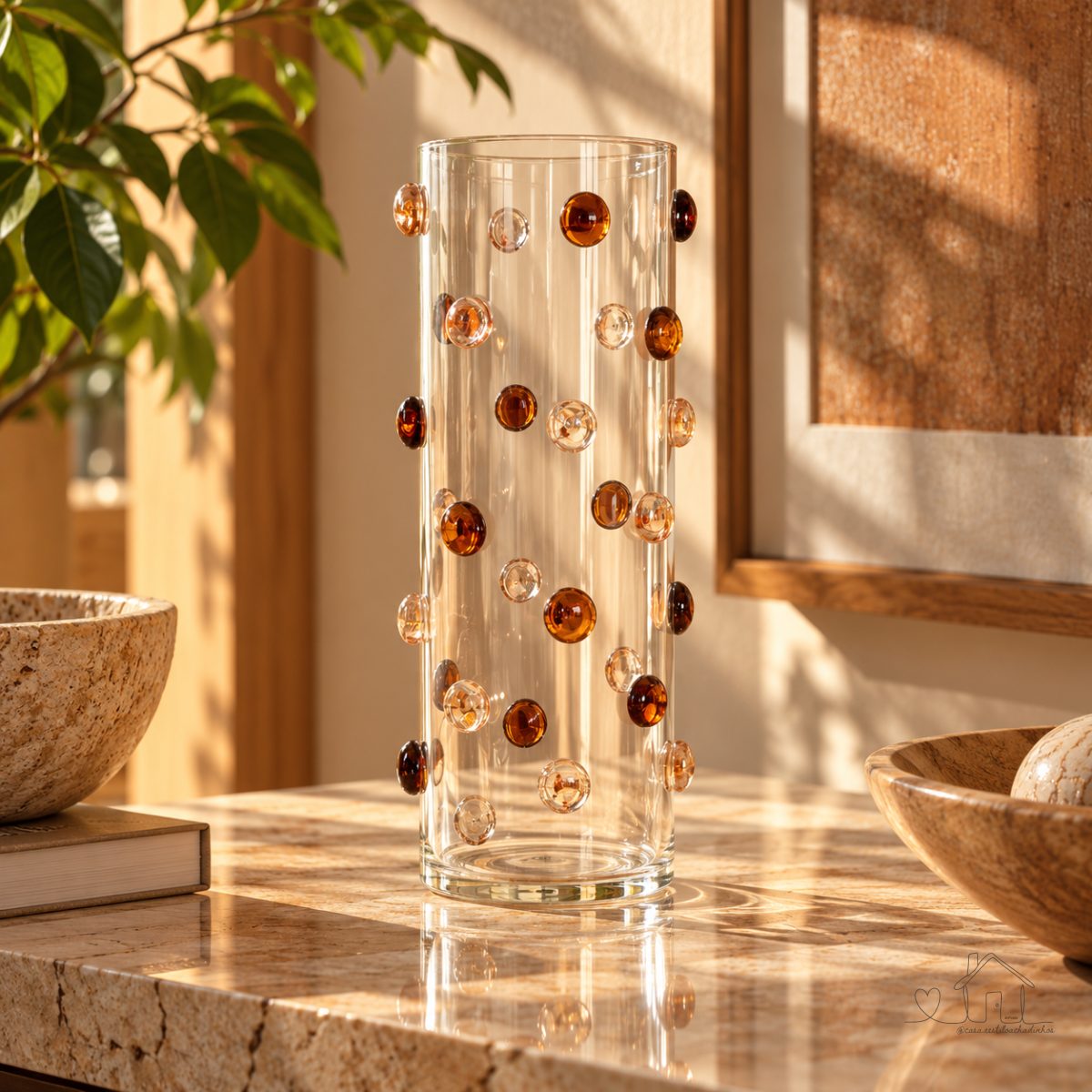 Vaso Decorado com Gemas de Vidro Design Italiano Sphere 25 cm de Altura x 10 cm